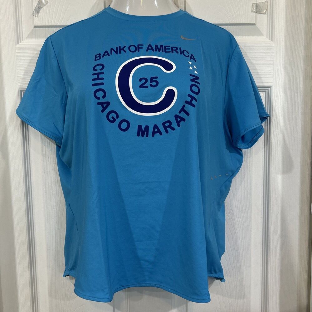 Nike Dri-FIT Swift 2025 Chicago Marathon Graphic T-Shirt  HQ4314 Women's XXL